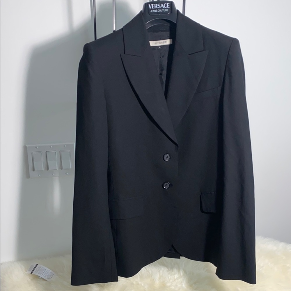 Black Blazer with Structured Shoulders and Notched Lapel